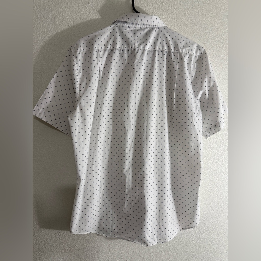 Beverly Hills Polo Club White and Black Patterned Short Sleeve Shirt - Picture 4 of 4